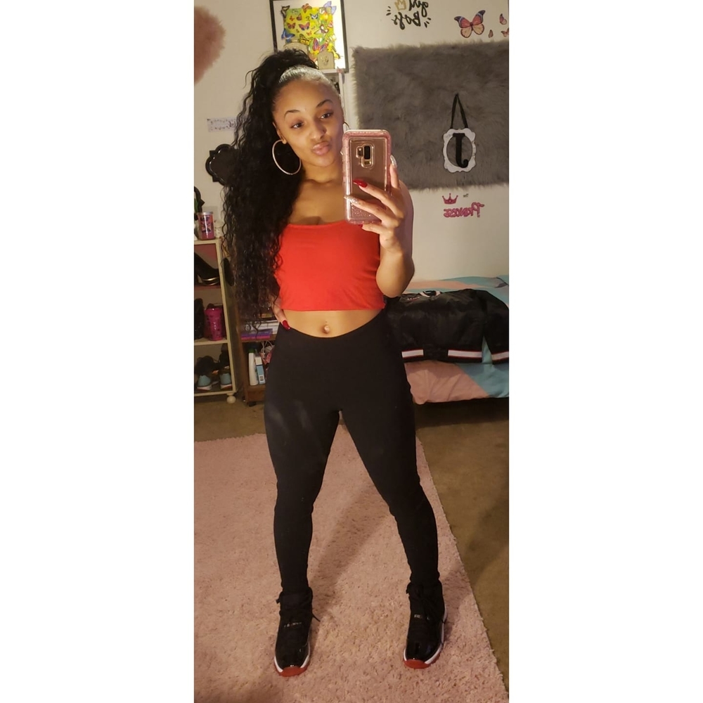 Meet your Posher, Jasmine